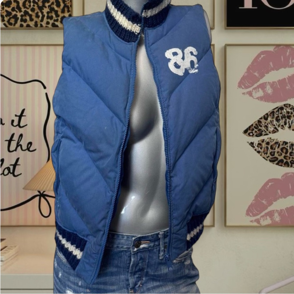PINK Victoria’s Secret Y2K Blue Puffer Vest - Picture 2 of 5
